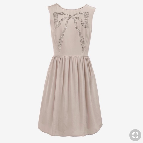 Jack Wills Dresses & Skirts - Jack Wills Gray Silk Embellished Sleeveless Dress
